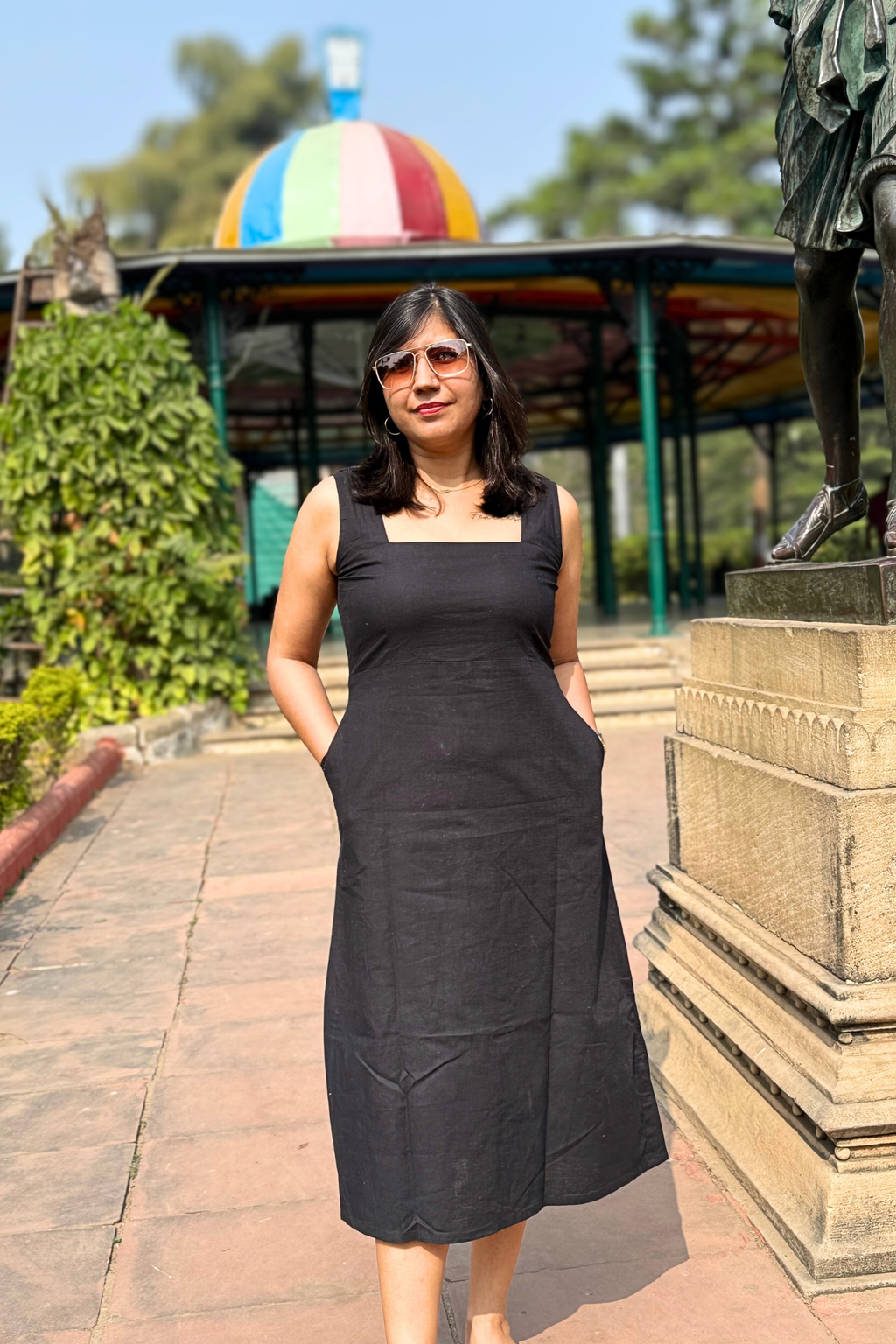 Gupshup: Mid Length Dress in Black