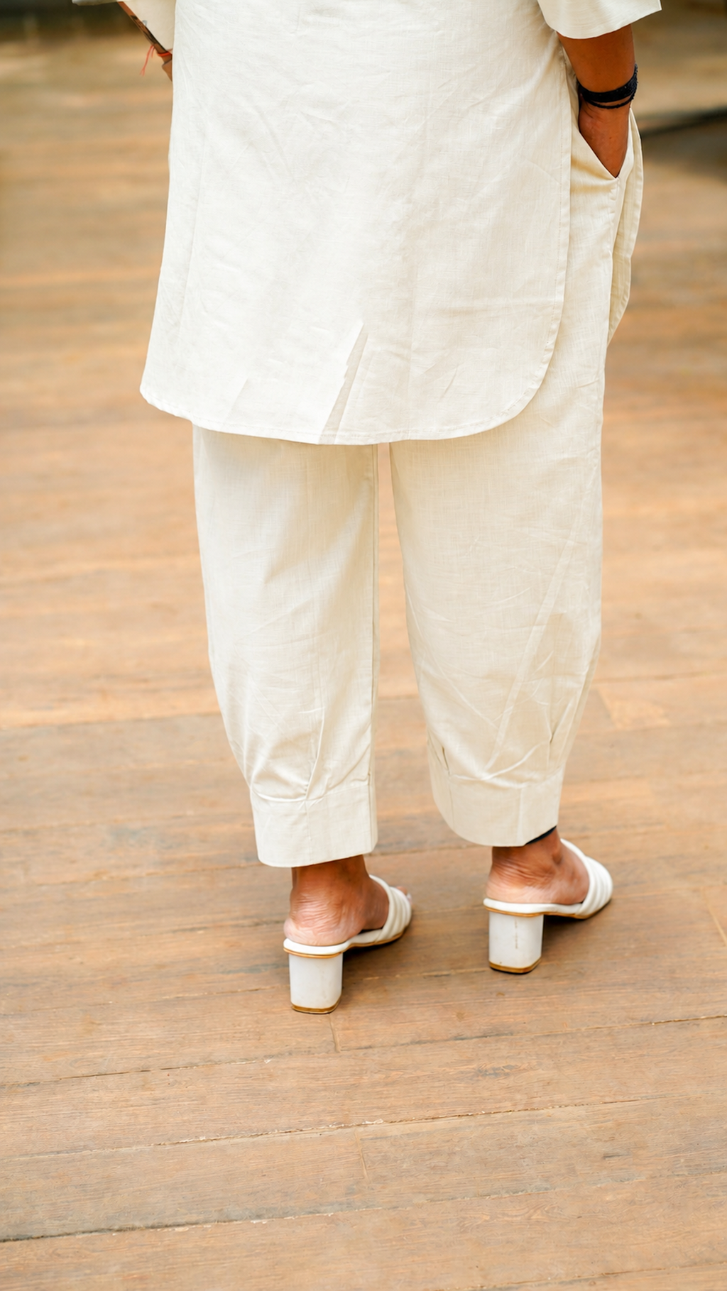 Desi Summer: Pants in Yellow