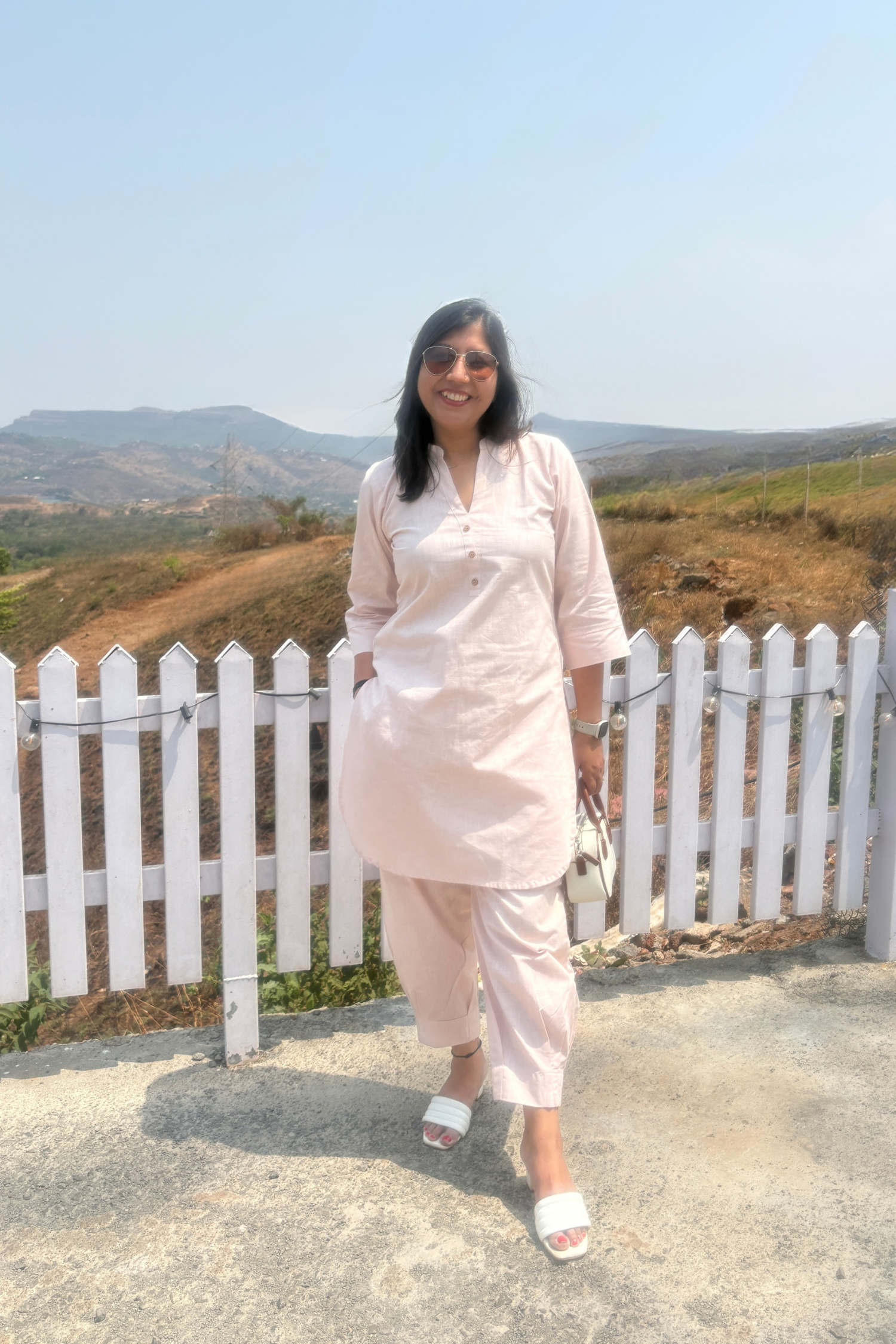 Desi Summer: Pants in Baby Pink