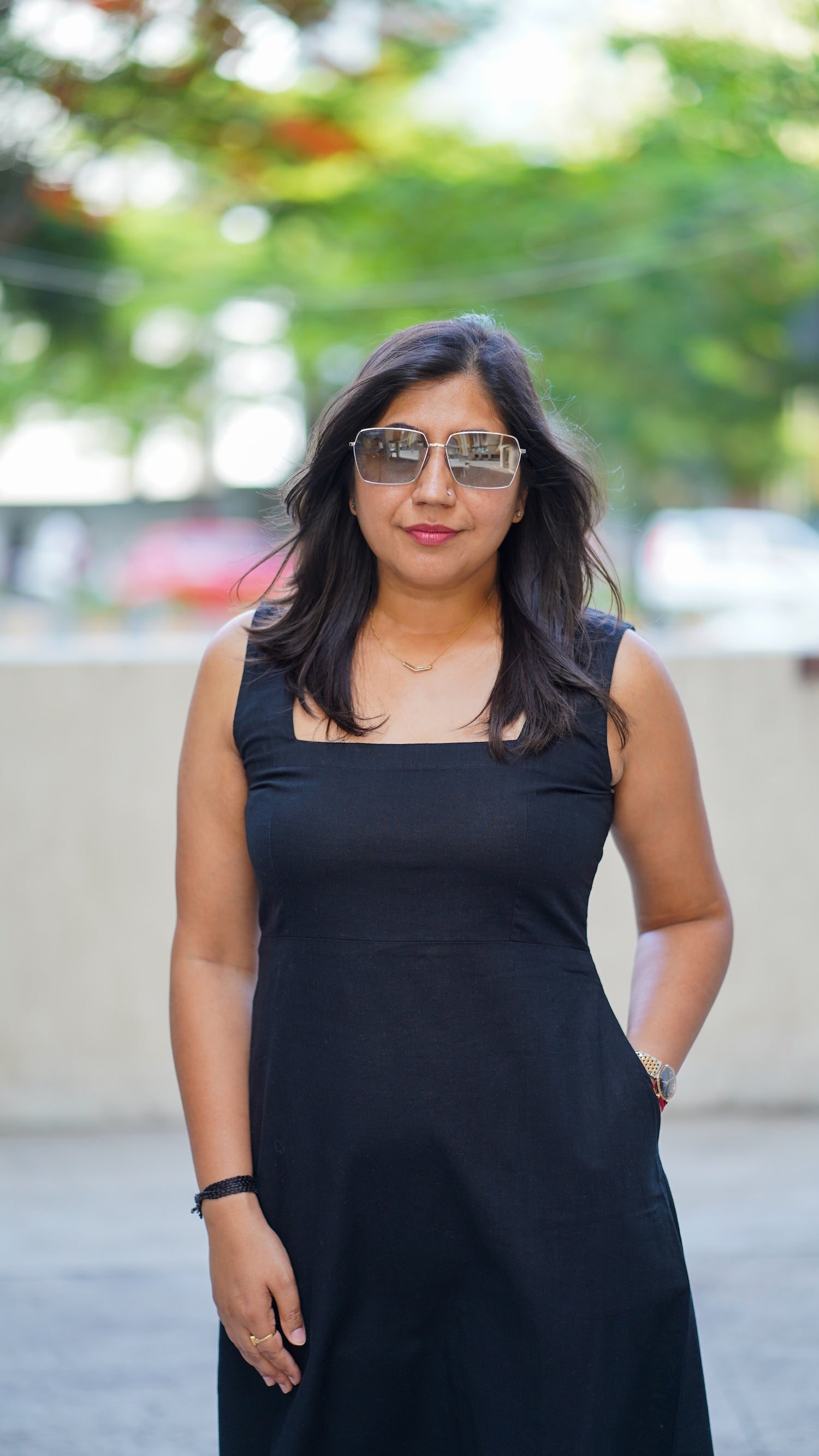 Gupshup: Mid Length Dress in Black