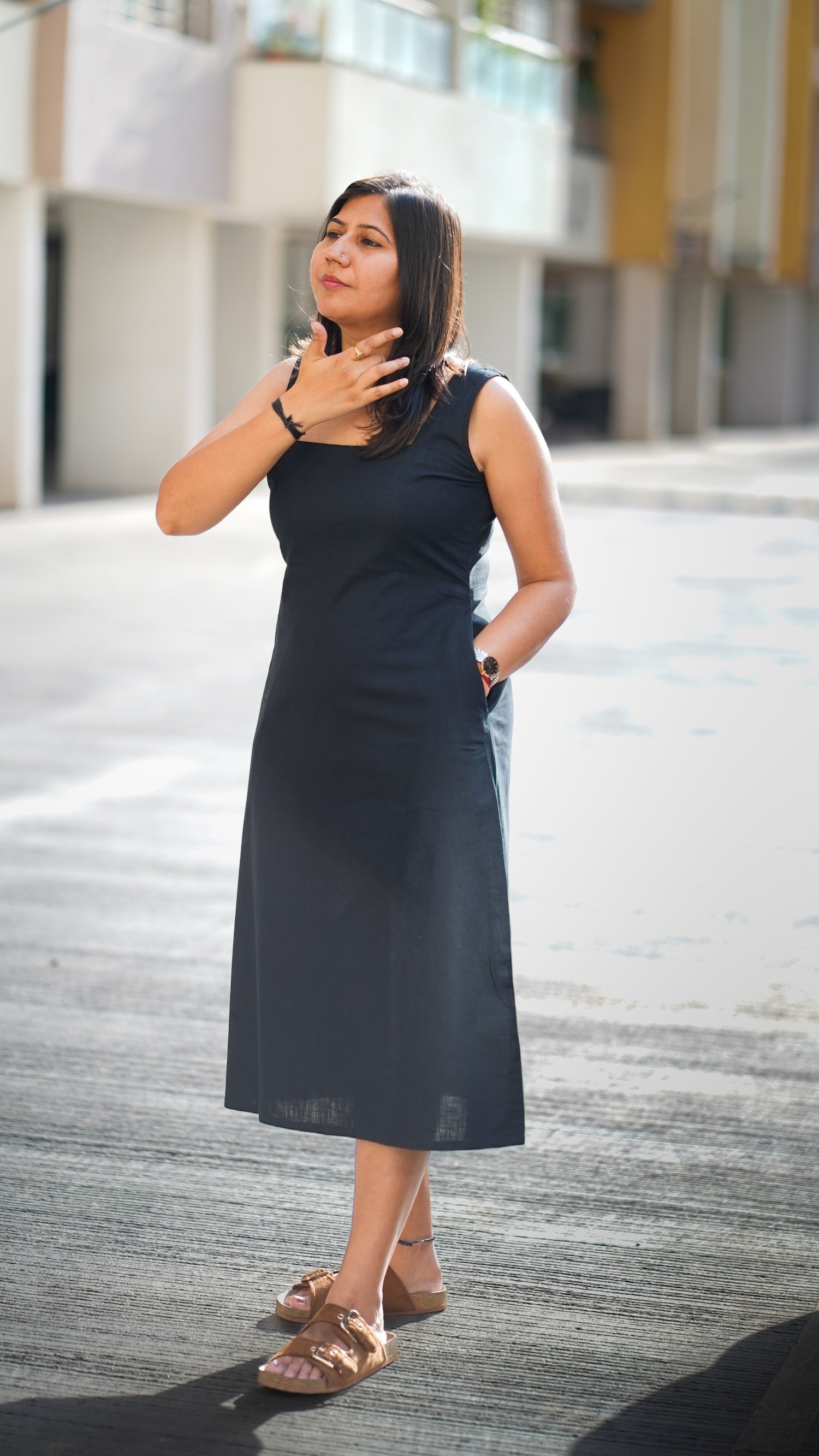 Gupshup: Mid Length Dress in Black